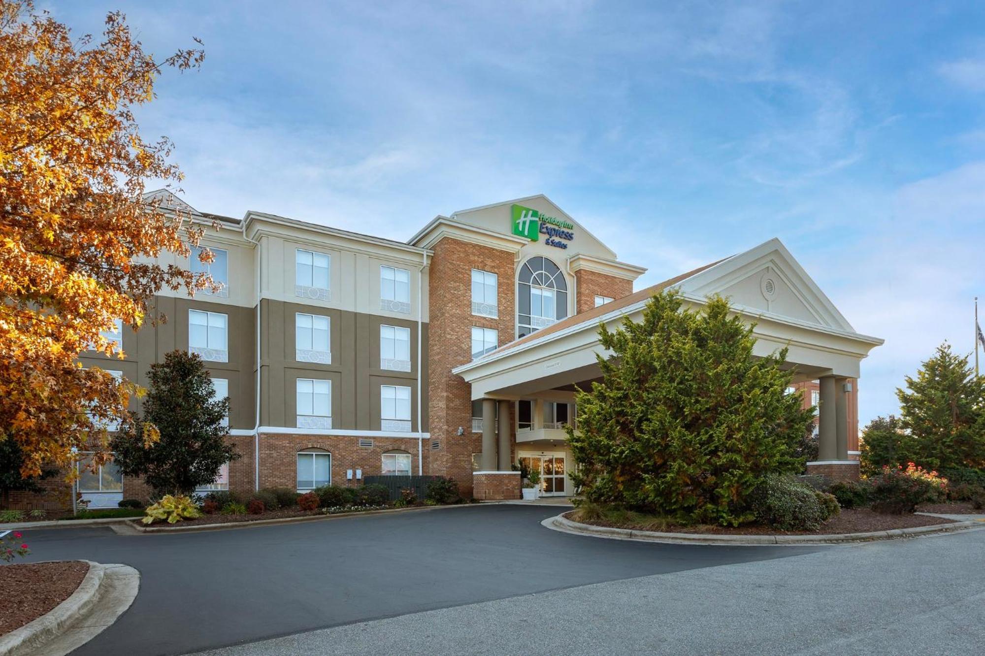 Holiday Inn Express Hotel & Suites Greensboro - Airport Area By Ihg Εξωτερικό φωτογραφία